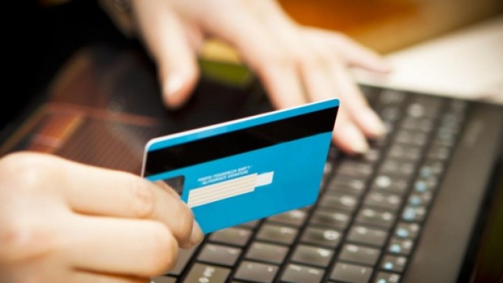 PayPal nema licencu za devizna plaćanja unutar Srbije - Poreska uprava kontroliše transakcije u zemlji