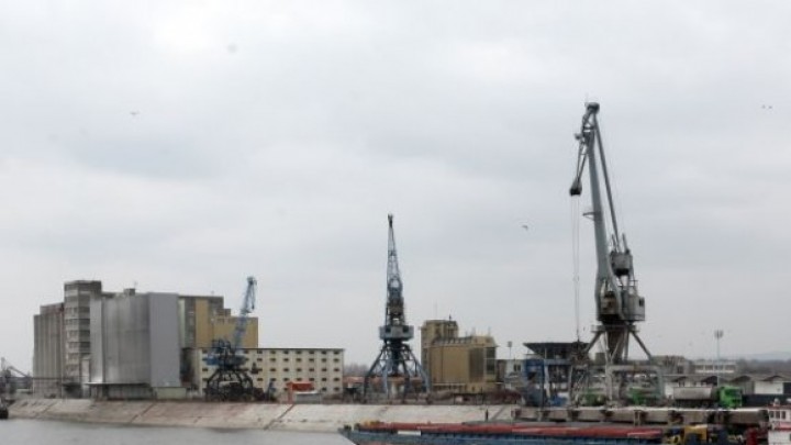 Luka Novi Sad pretovari više robe i od barske - Potraga za investitorom čeka na bilans stanja