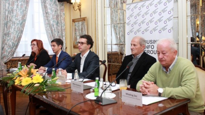 Ustavna utemeljenost zakona o Privrednoj komori Srbije
