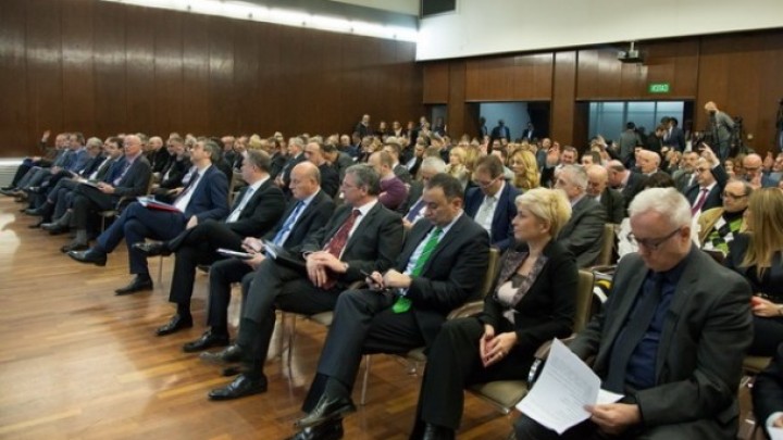 PRIVREDA ODREĐUJE VISINU ČLANARINE