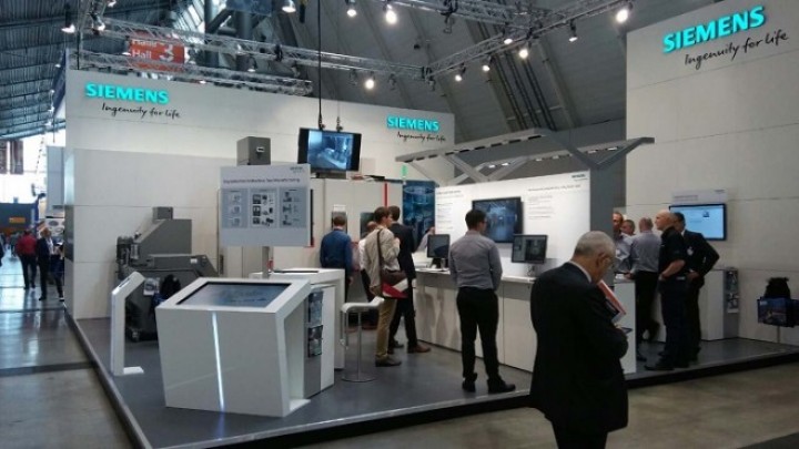 Svečano otvoren Moulding expo 2017 – NOVA SAJAMSKA ZVEZDA - Časopis Industrija izveštava sa lica mesta!