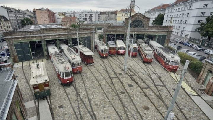 Od prvih vožnji tramvajima na konjski pogon do pogleda u budućnost javnog prevoza