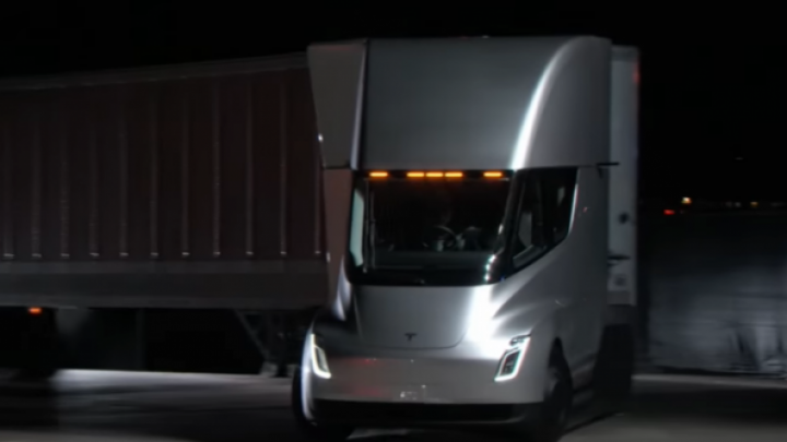 Kako Tesla menja sektor logistike iz korena