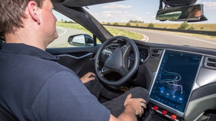 Bosch preuzima udeo u provajderu mapa „HERE“