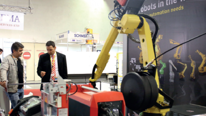 Robotizovanje kao bitan elemenat savremene industrije