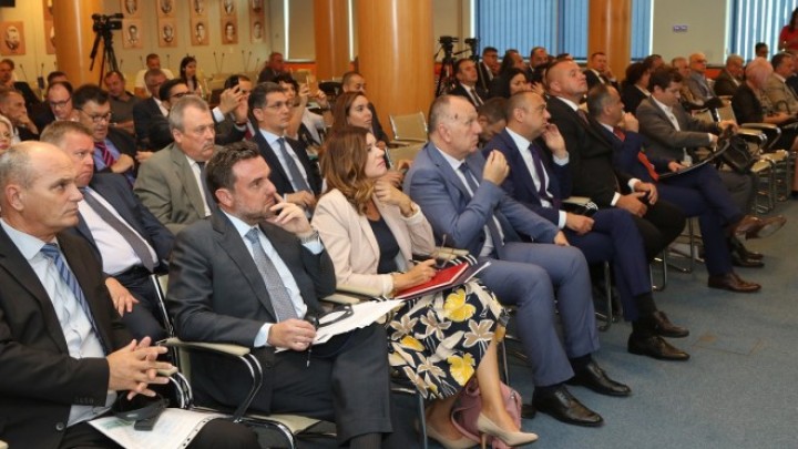 Konferencija „Investirajte u Vojvodinu“ – dobra klima za ulaganje