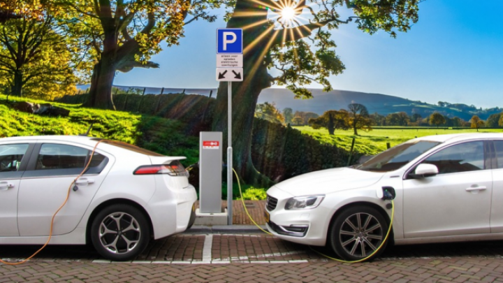 Ministarstvo zaštite životne sredine od 27.11. ne prima nove zahteve za subvencionisane kupovine električnih i hibridnih vozila