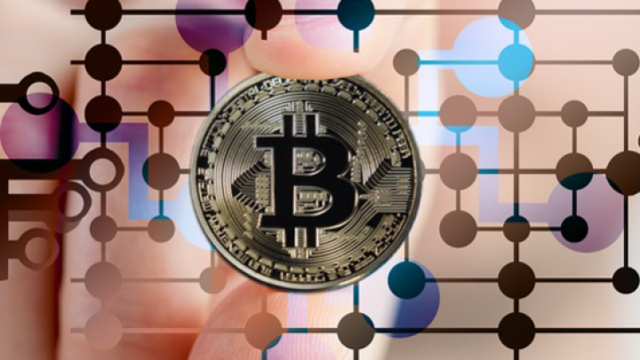 Rast bitcoina: Nakon Tesle, očekuje se i ulazak Applea