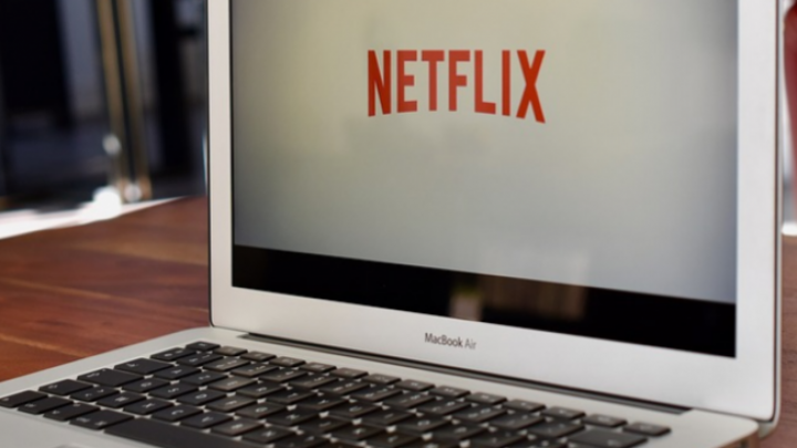 Kako gledanje omiljene serije na Netflixu utiče na životnu sredinu
