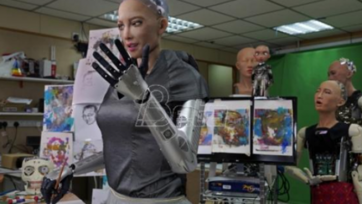 Sofija - robot umetnica stvorila digitalno delo