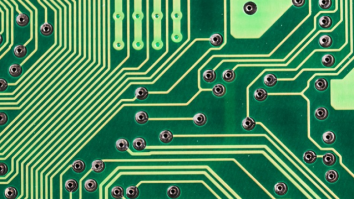 IBM: Nestašica čipova mogla bi potrajati još dve godine