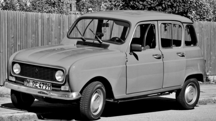 Automobilski klasik Reno 4 se definitivno vraća, ali uz jedno veliko iznenađenje