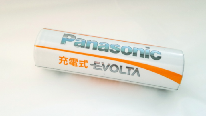 Panasonic predstavio prototip baterije za Teslu s pet puta većim kapacitetom