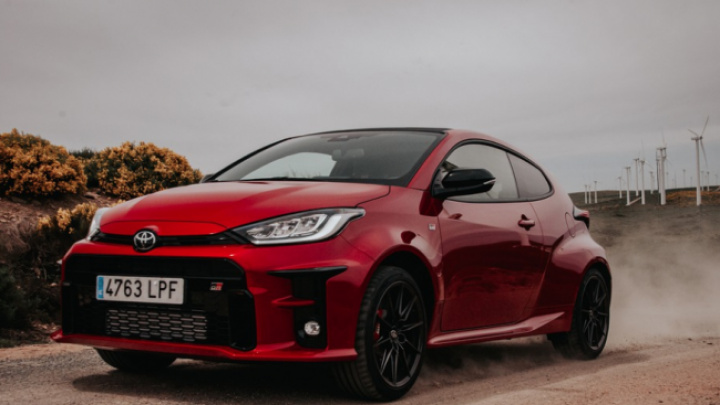 Toyota obustavlja proizvodnju u pet japanskih fabrika