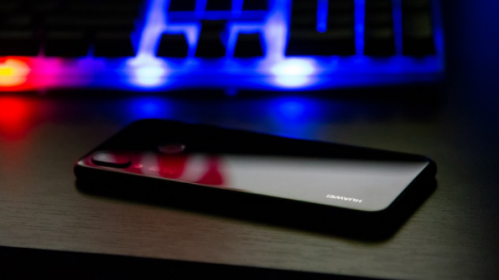 Prodaja imovine podigla dobit Huaweija u 2021.