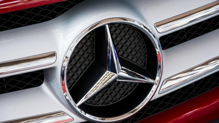 Mercedes povlači gotovo milion automobila