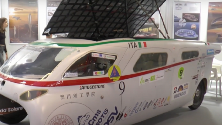 Radi se na novoj verziji solarnog automobia Emilia4 u saradnji Srbije i Italije