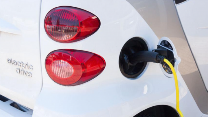 Volkswagen i Stellantis zauzeli su prva dva mesta u Evropi po prodaji električnih vozila u prvoj polovini 2022. godine