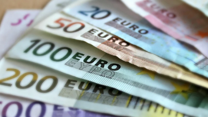 Srbija se zadužuje za još 340 miliona EUR