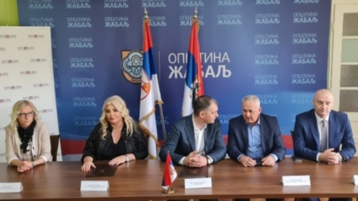 PKS otvorila šaltere za preduzetnike u Titelu i Žablju