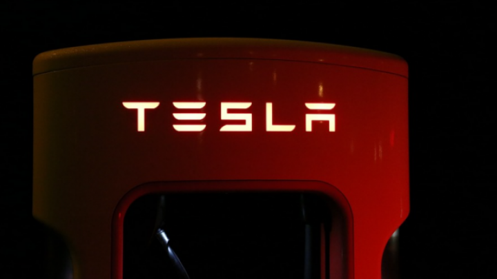 Tesla planira da gradi fabriku baterija Megapak u Šangaju