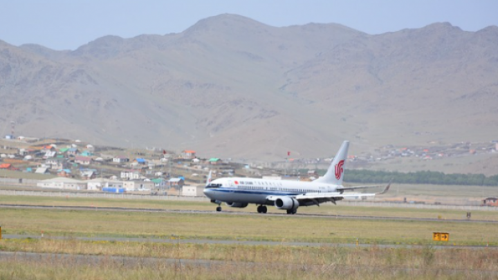 Air Serbia prodala najstariji evropski avion Boing 737-300, registrovan kao YU-ANI