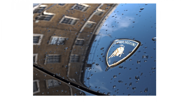Lamborghini se sprema da otkrije svoj prvi potpuno električni superautomobil