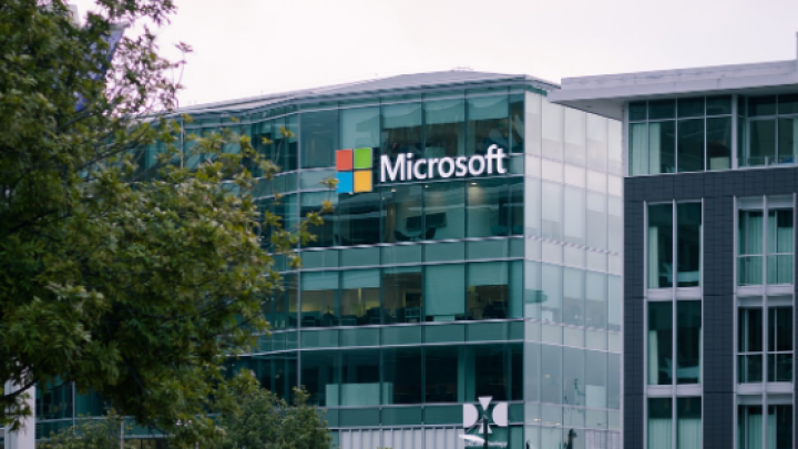 Microsoft prevazilazi očekivanja zahvaljujući veštačkoj inteligenciji i oblaku