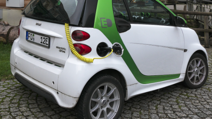 Električna vozila će biti jeftinija za proizvodnju od automobila s unutrašnjim sagorevanjem do 2027. godine