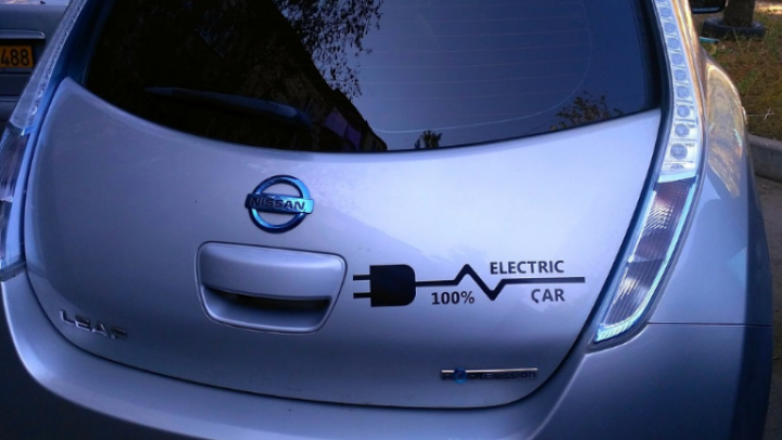 Honda i Nissan udružuju snage u razvoju električnih automobila