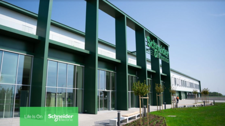 Schneider Electric otvorio novu pametnu fabriku u Mađarskoj, koja će doprineti povećanju proizvodnog kapaciteta za Evropu