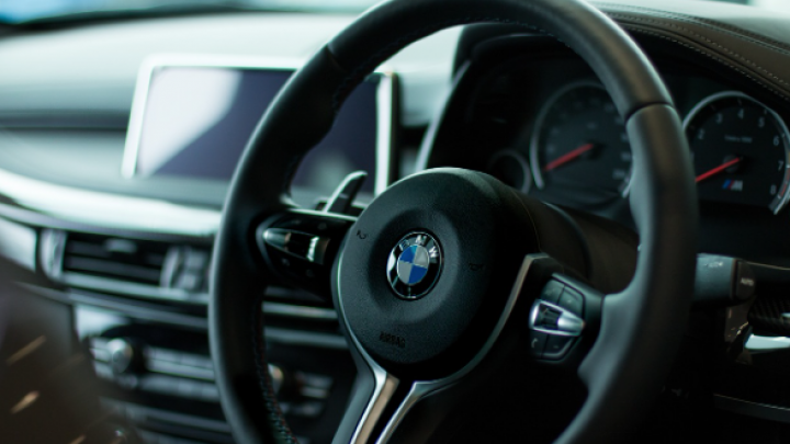 BMW testira humanoidne robote