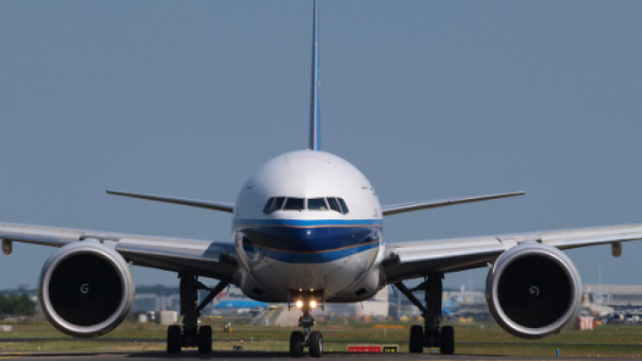 Boeing obustavlja probne letove modela 777X zbog greške