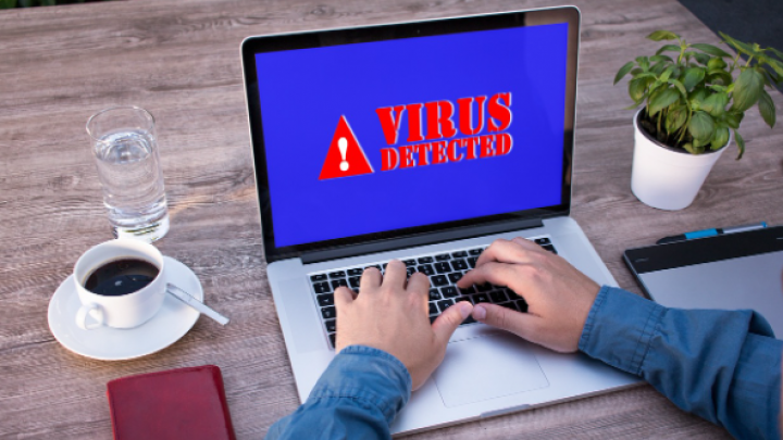 Novi virus napada korisnike preko lažnih captcha i Chrome obaveštenja