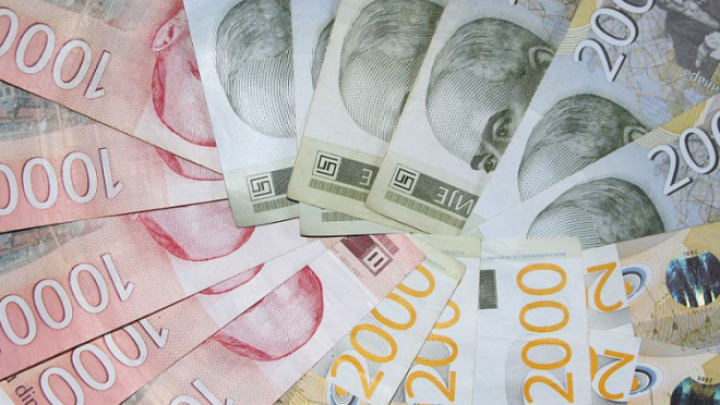 I dalje se najviše isplati dinarska štednja