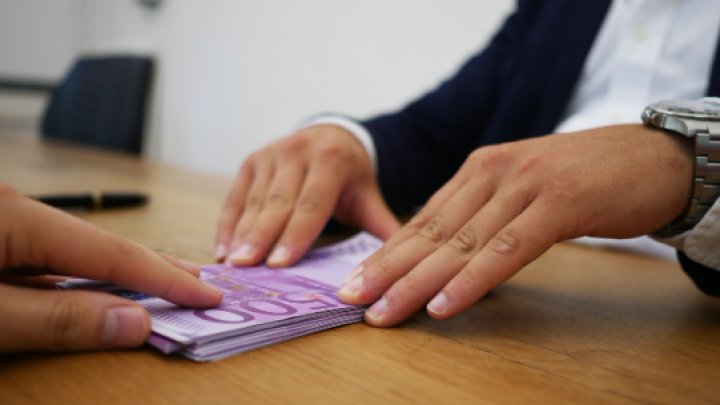 U aprilu najviše uvećani potrošački krediti
