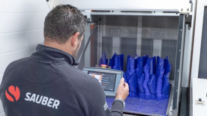 Sauber Motorsport optimizuje postprocesiranje SLA delova sa velikih platformi pomoću C1 Max
