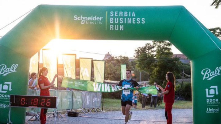 Deseta sezona sportsko poslovne manifestacije „Schneider Electric Serbia Business run