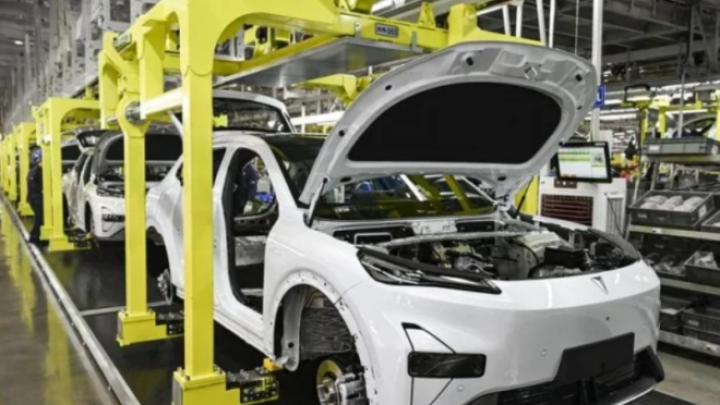 Sektor putničkih automobila u Kini zabeležio snažan rast u junu