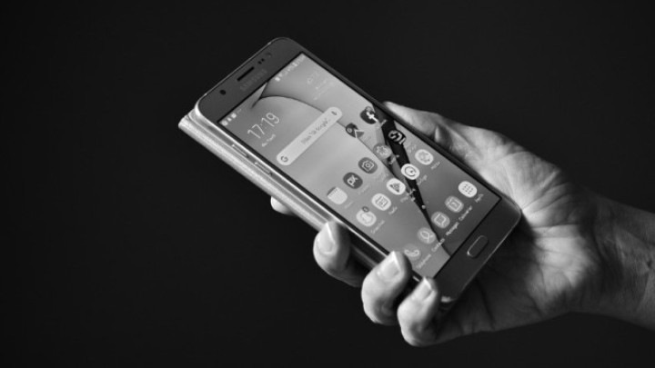 Rusi domaću aplikaciju Max instaliraju na sve telefone i tablete koji se prodaju u zemlji
