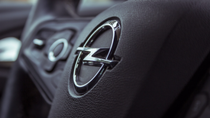 Opel odstupio od plana da od 2028. u Evropi prodaje samo električna vozila