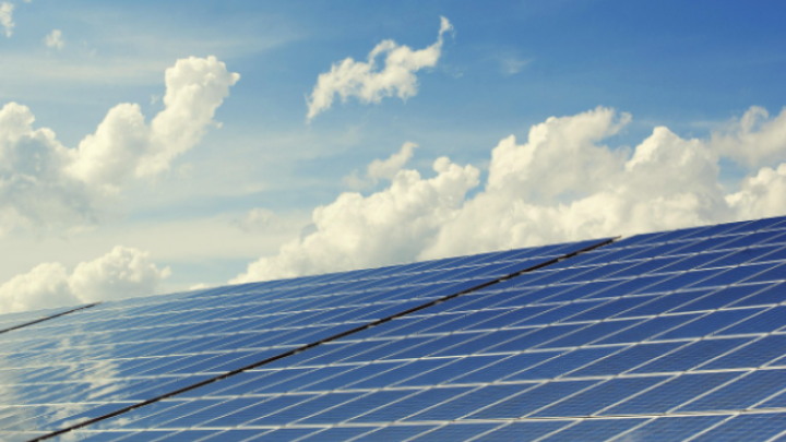 U naredne dve godine počinje izgradnja solar-termal postrojenja u Novom Sadu