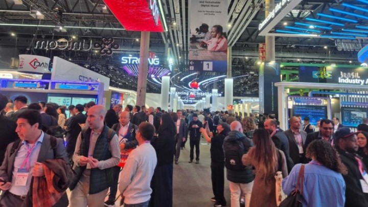MWC 2026 svečano otvoren u Barseloni: Fokus na veštačku inteligenciju i povezivost