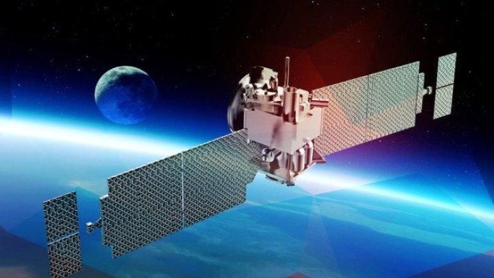 Mask planira milion Starlink satelita: astronomi upozoravaju na ozbiljne posledice