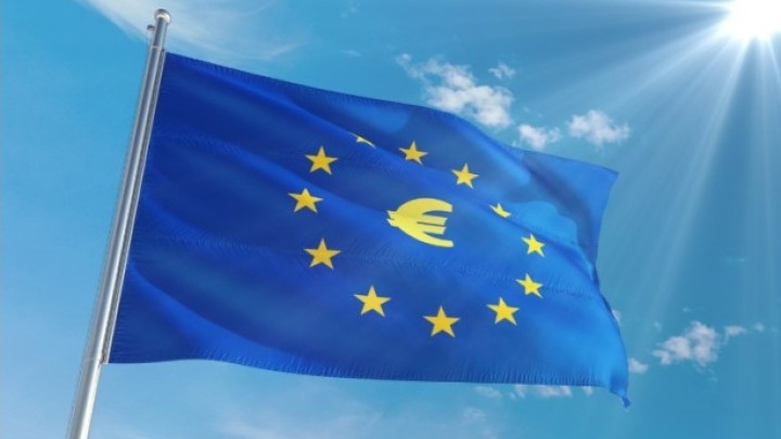 EU menja pravila igre: Evropska industrija dobija milijarde evra olakšica za CO₂ emisije