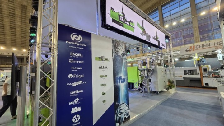Neofyton na Sajmu tehnike: prikaz moderne fabrike za preradu plastike u realnim uslovima