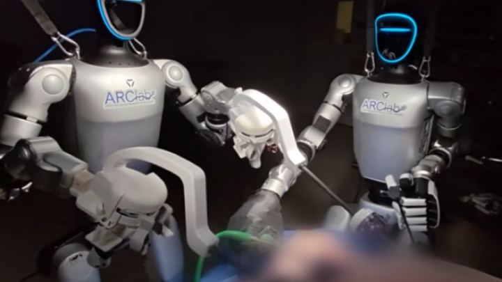 Humanoidni roboti po prvi put izveli hiruršku operaciju na živim životinjama